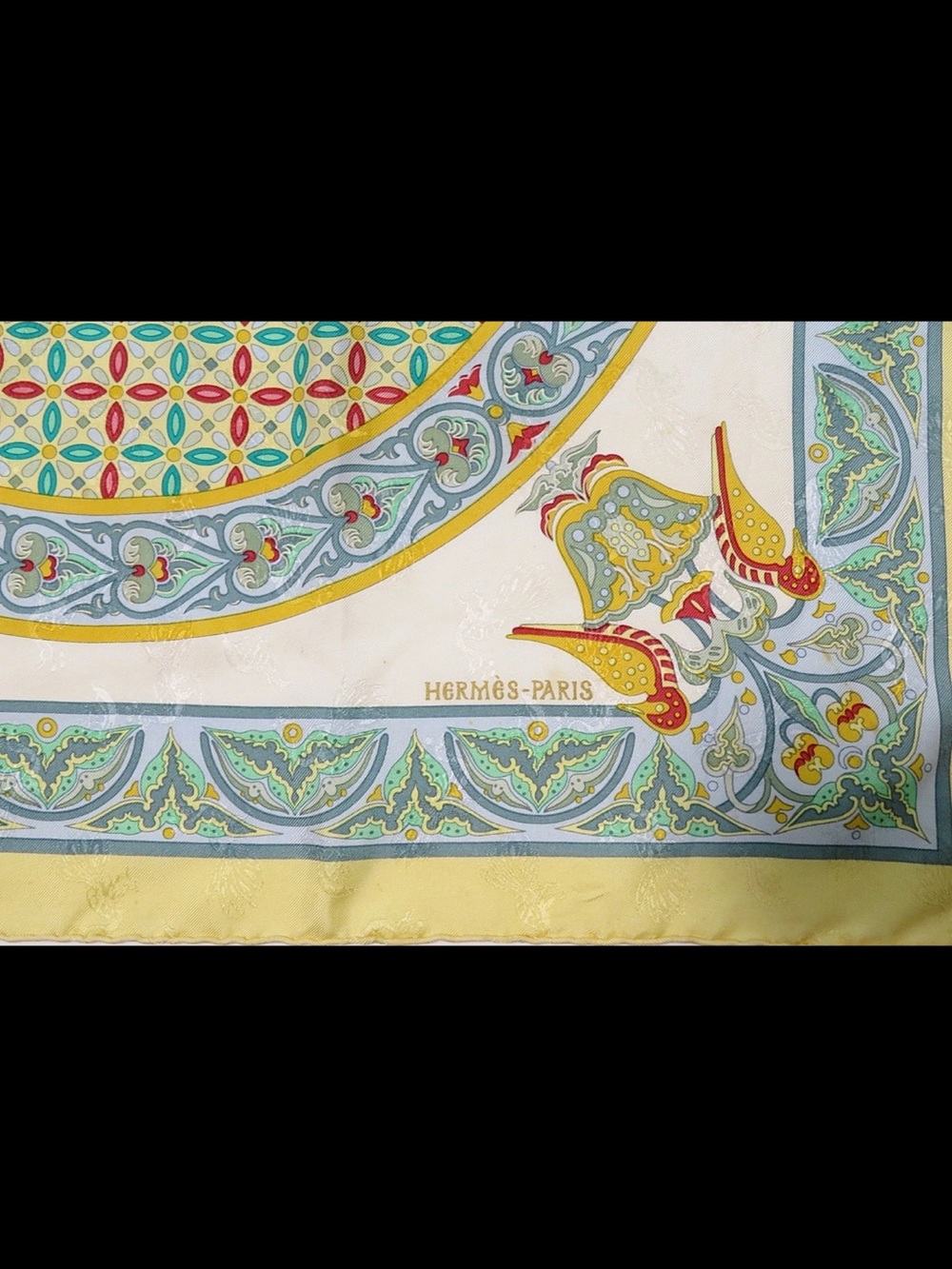 Hermes Yellow, Blue and Green Silk Scarf with Geometric Medallion Motif - Picture 7 of 13